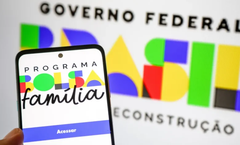 Bolsa Família: Liberada emissão da segunda via do cartão; veja como fazer