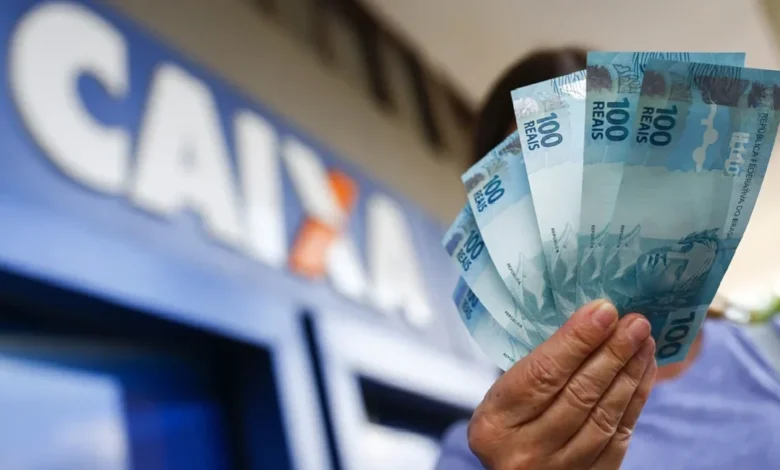 PRESENTÃO HOJE (04/07): PIX de R$4.000,00 na CAIXA é confirmado para CPF final 0,1,2,3,4,5,6,7 a até 9 e brasileiros pulam de felicidade