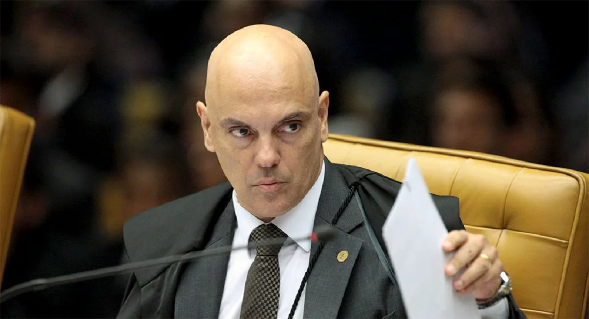 DECISÃO TOMADA HOJE (04/06) por Alexandre de Moraes + STF é confirmado e vai atingir trabalhadores com carteira assinada que recebem R$1.412, R$1.600, R$1.800 e até mais no FGTS
