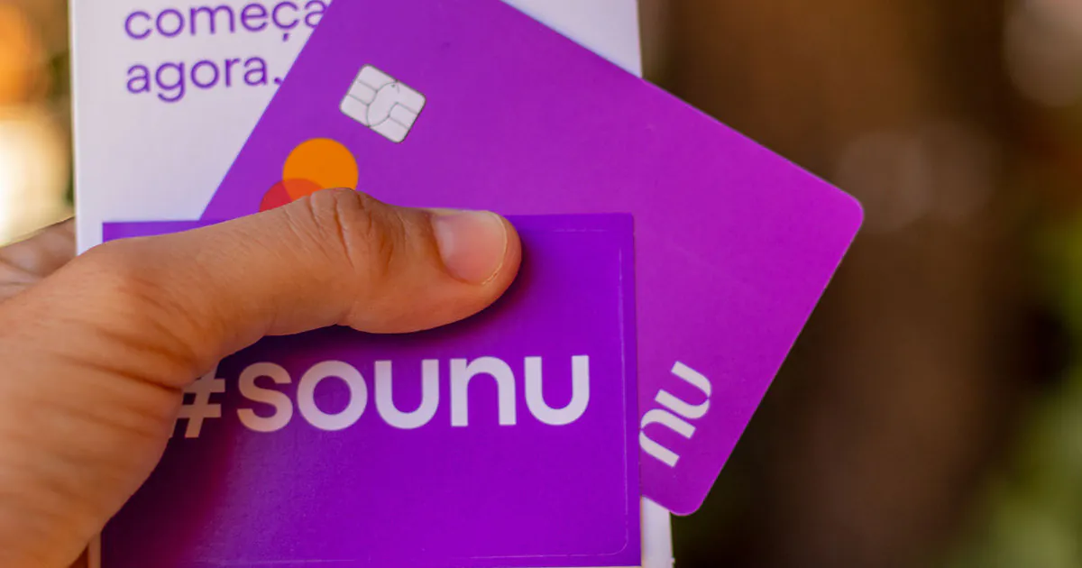 R$5 mil por mês: Nubank toma decisão sobre seu cartão e pega brasileiros de surpresa