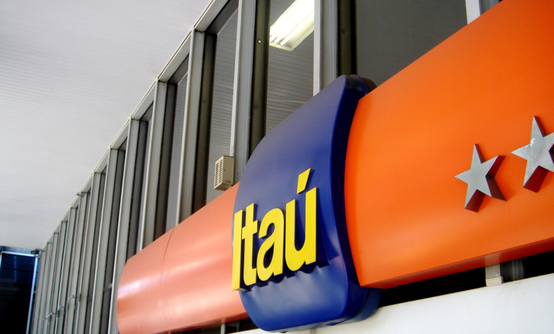 ITAÚ surpreende 15 milhões de brasileiros ao colocar FIM em 7 serviços de uma vez. Saiba mais!