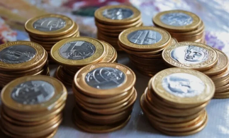 R$1.850,00 no PIX para quem trocar essas moedas de R$1 real e 5 CENTAVOS