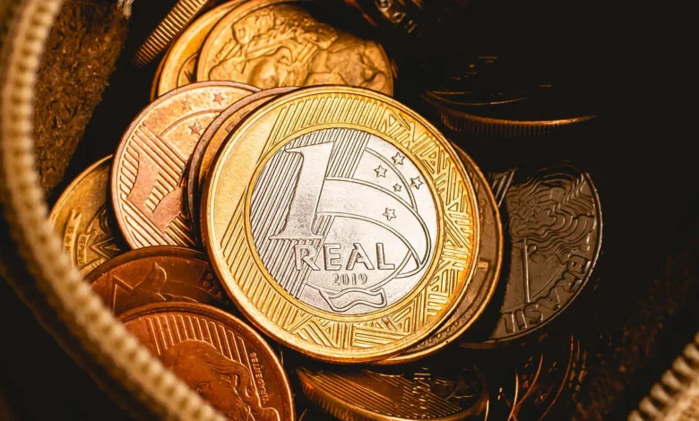 Moedas de 1 real e outras podem valer R$10.500,00 juntas no mercado de moedas raras. Saiba como identificá-las!