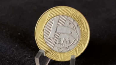 Moeda rara de 1 real pode chegar a valer R$10.000,00 no mercado munismático. Saiba como identíficá-la!