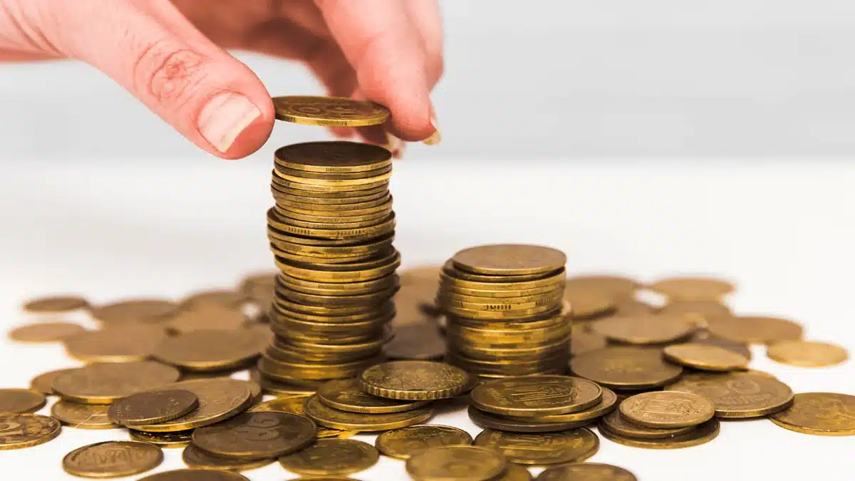 Moeda "SEM DATA" recebe atualização e pode valer até R$30 MIL no mercado de moedas raras. Veja o modelo!