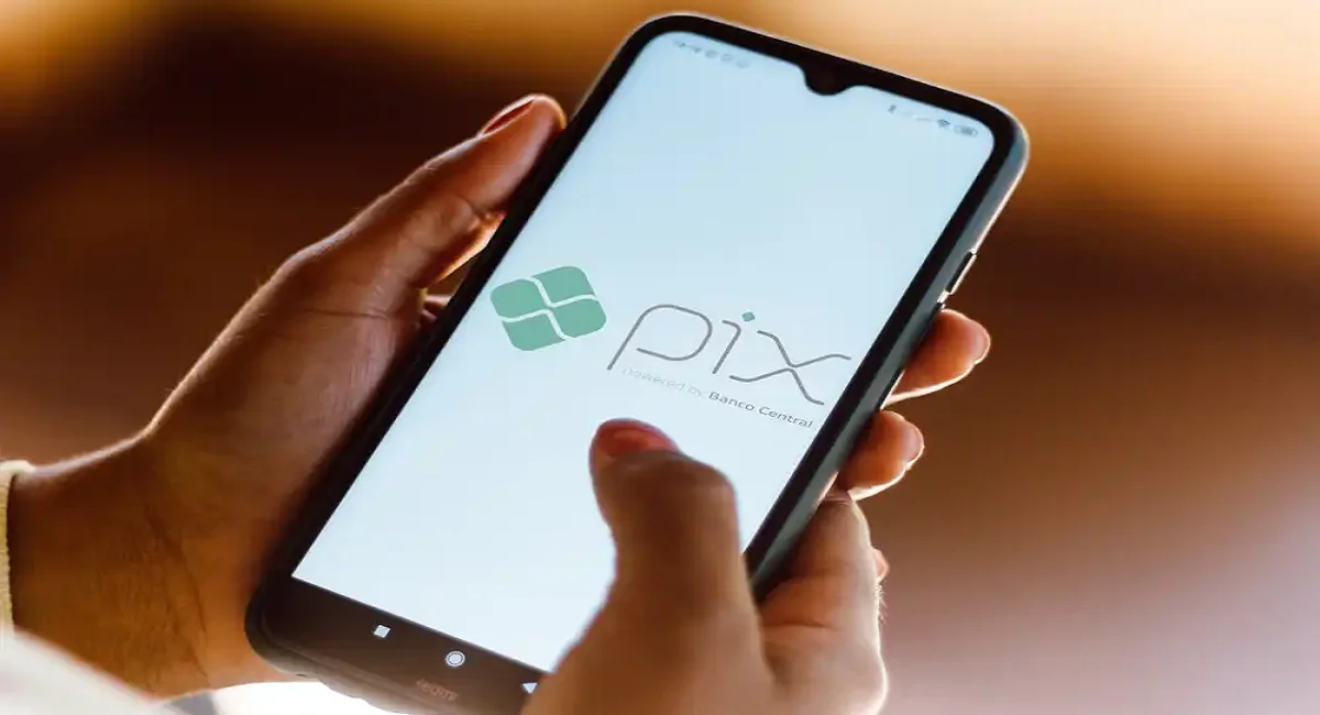 CONFIRMADO: Novas regras do PIX acabam de sair e vão atingir brasileiros de todo o país