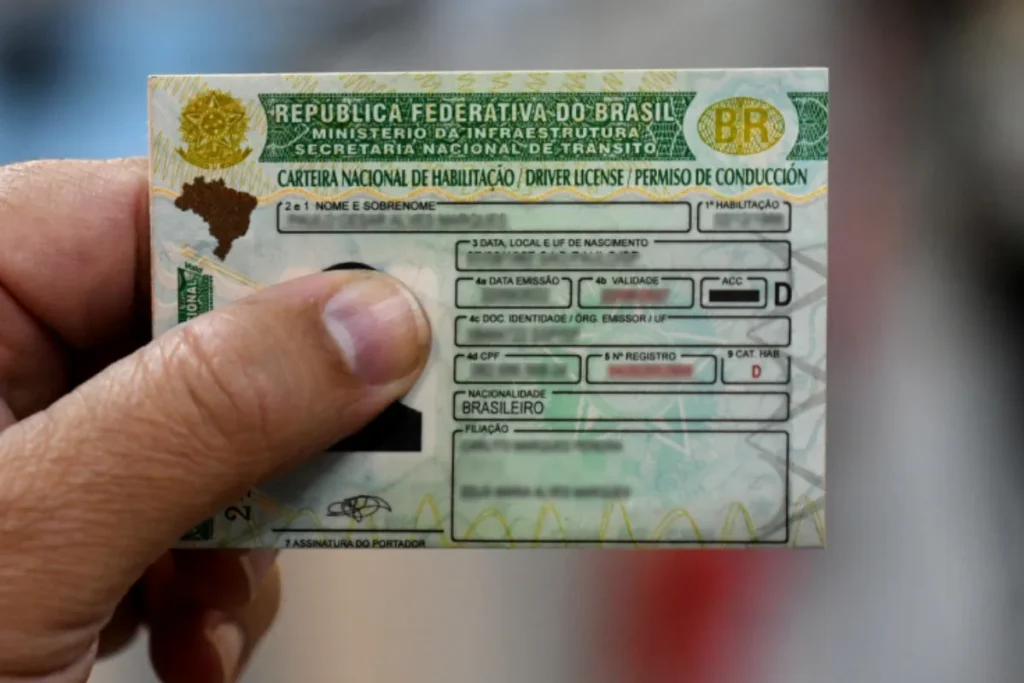 AVISO GERAL hoje (24/07) para quem possui CNH ativa e dívidas na Serasa há 1,2,3,4 anos ou mais