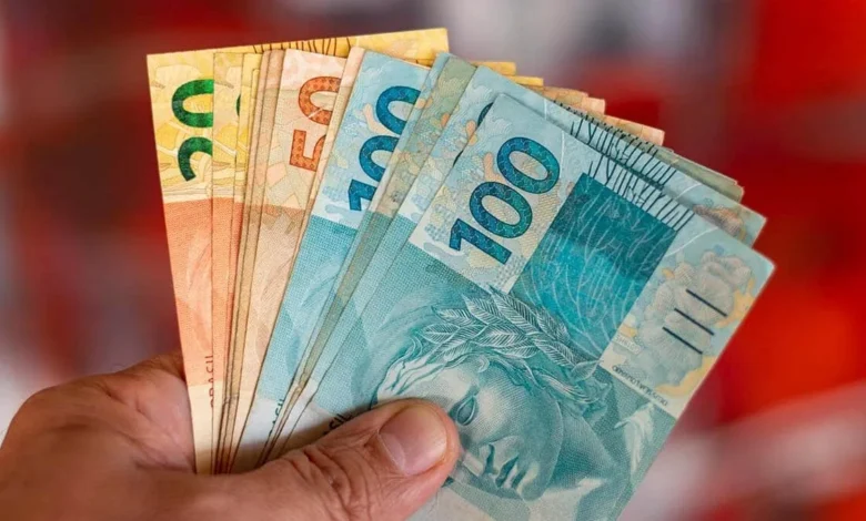 Governo Federal anuncia 1° reajuste do salário mínimo para 2025. Saiba qual será o novo valor!