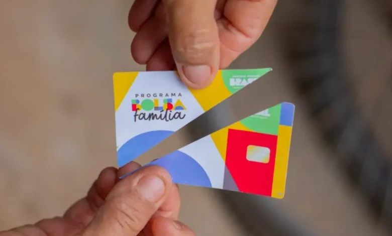 Bolsa Família confirma corte de 50% do valor do benefício aos brasileiros. Ententa o porquê dessa medida