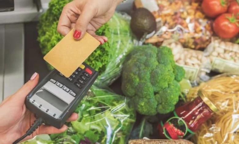 CRAS libera vale alimentação de R$330,00 ou cesta básica hoje (18/07). Saiba quem tem direito a este benefício e como solicitá-lo!