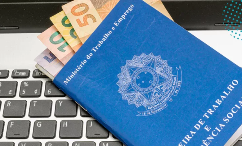Brasileiros podem receber salário mínimo acima de R$1.550,00. Veja o porquê e quem tem direito!