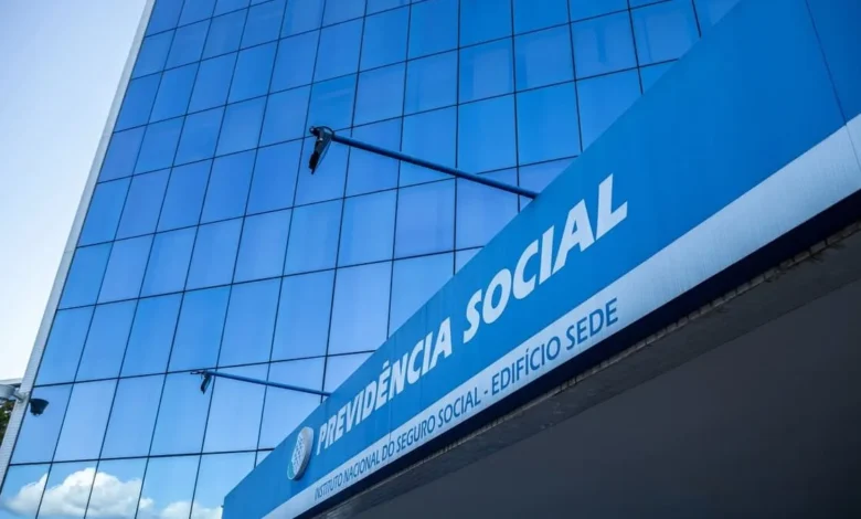 Governo Federal confirma aposentadoria aos 50 anos neste ano. Veja quem tem direito a ela