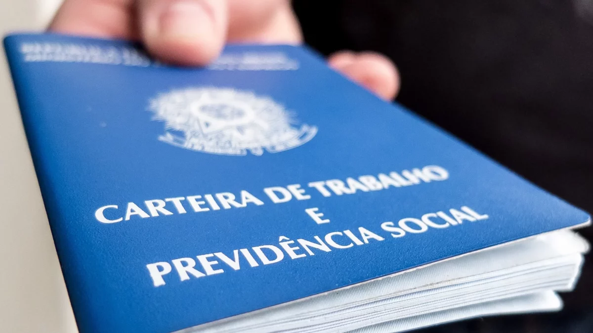 Caixa Econômica anuncia chamada para trabalhadores que trabalharam com carteira assinada. Saiba mais