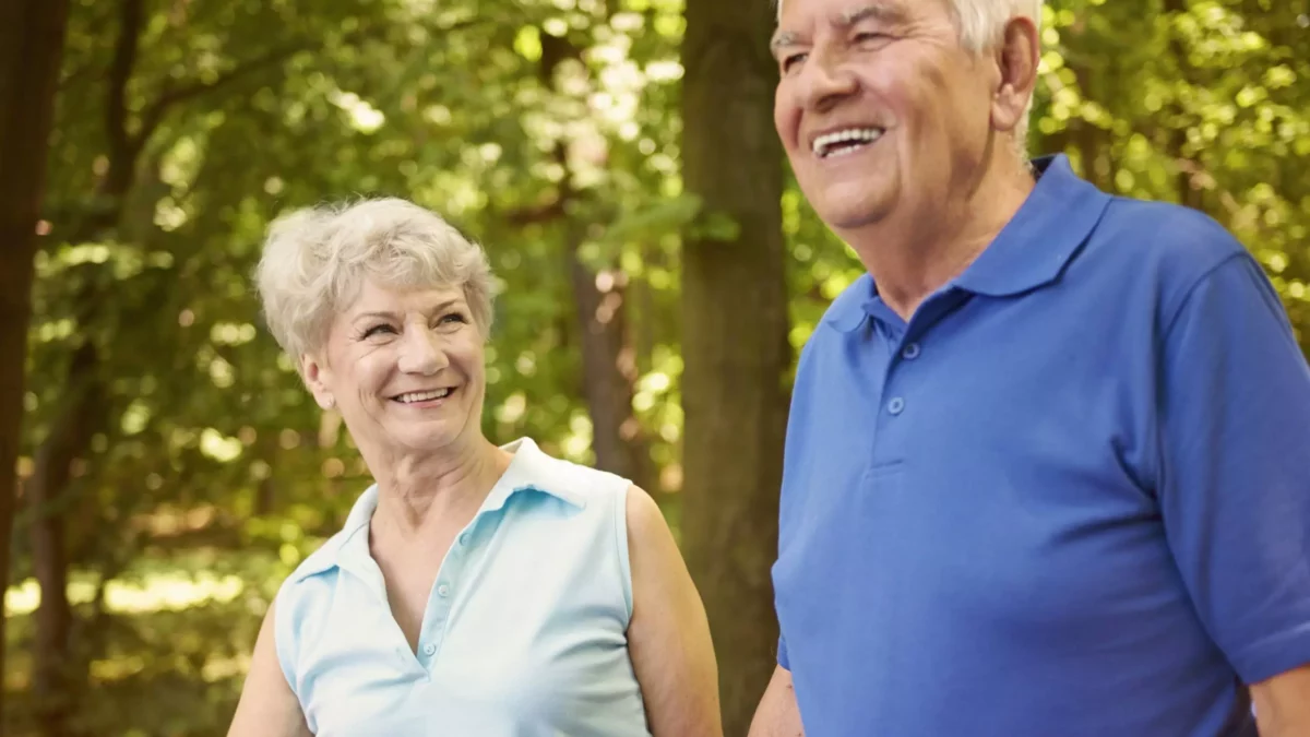 Idosos com mais de 60 anos ganham 3 benefícios ainda este ano. Saiba quem tem direito