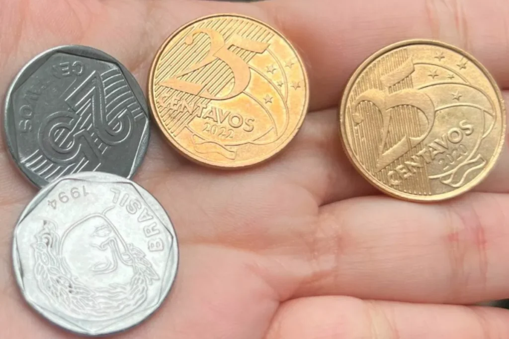 Pode soltar fogos: Moeda de 25 centavos passa a valer R$ 3 mil só por ISSO e brasileiros comemoram