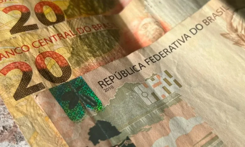PRESENTÃO HOJE (01/09) para quem ganhou até R$2.640,00 no ano passado; veja o motivo