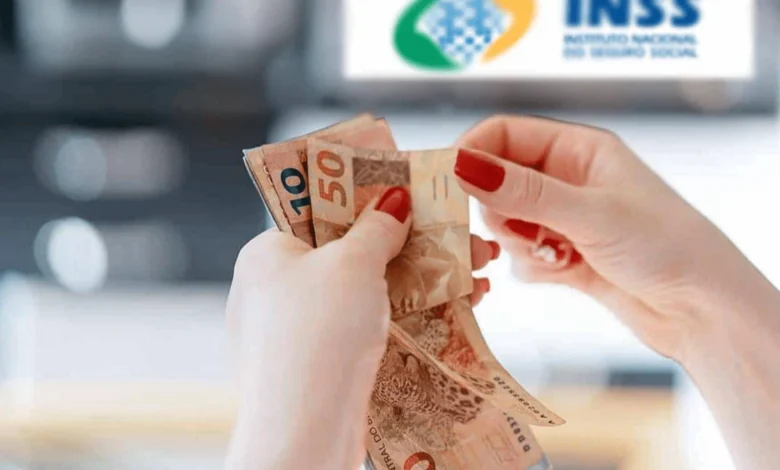 Código oculto do INSS libera pagamento de até R$ 7.786,02 para alguns brasileiros. Saiba como