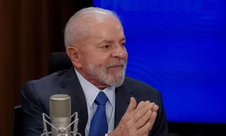 Lula anuncia chips e internet gratuitas para alguns brasileiros. Saiba quem pode receber e como!