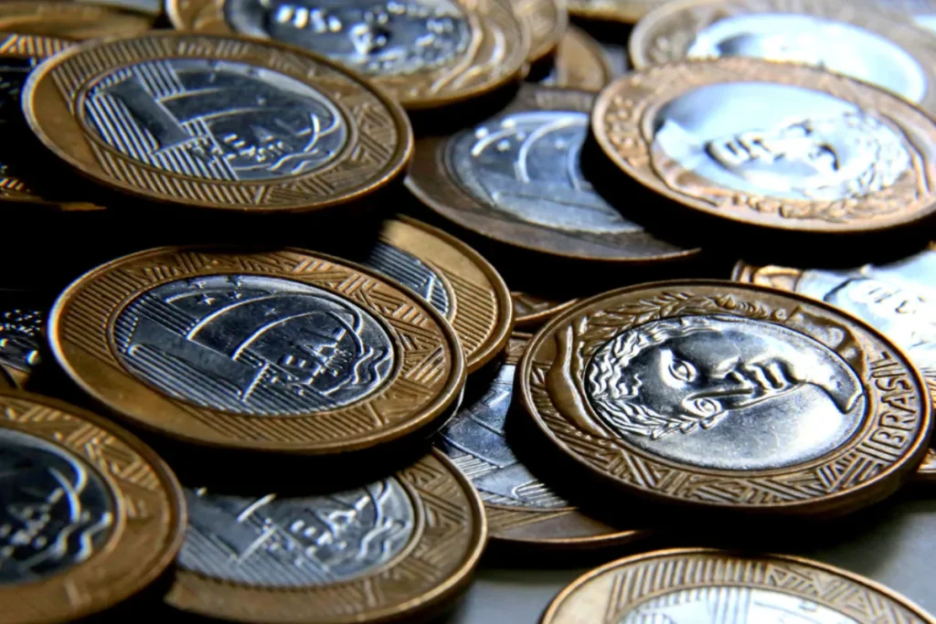 Moedas de R$1 valem FORTUNA! Confira hoje se você tem uma na carteira