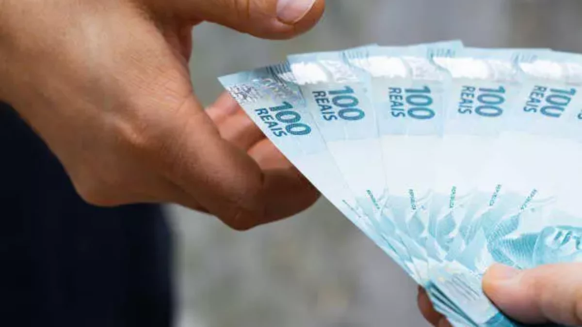 Novo decreto sobre o aumento do salário mínimo pode garantir um valor de R$1.711,00 para quem é carteira assinada
