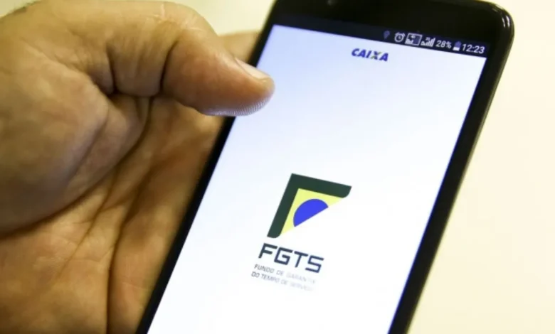 FGTS antecipado: Saiba como funciona o saque fora de época e os riscos envolvidos