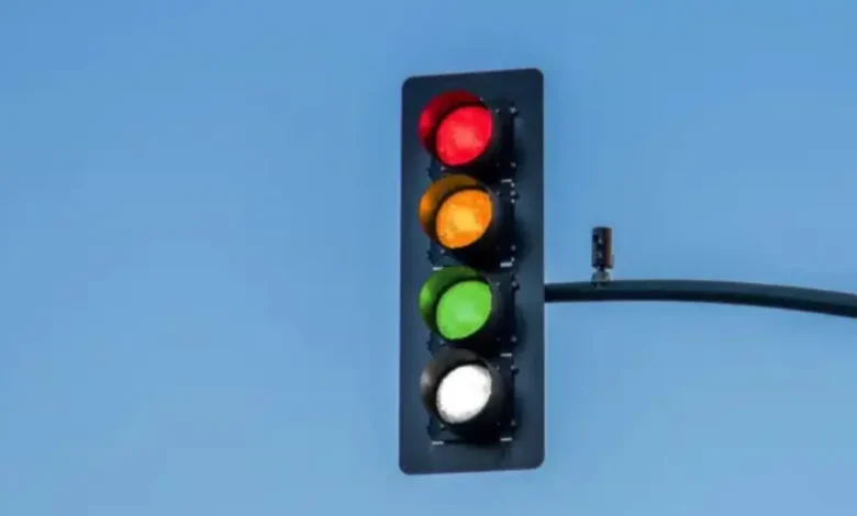 Cor branca passa a ser utilizada nos semáforos; saiba como funciona