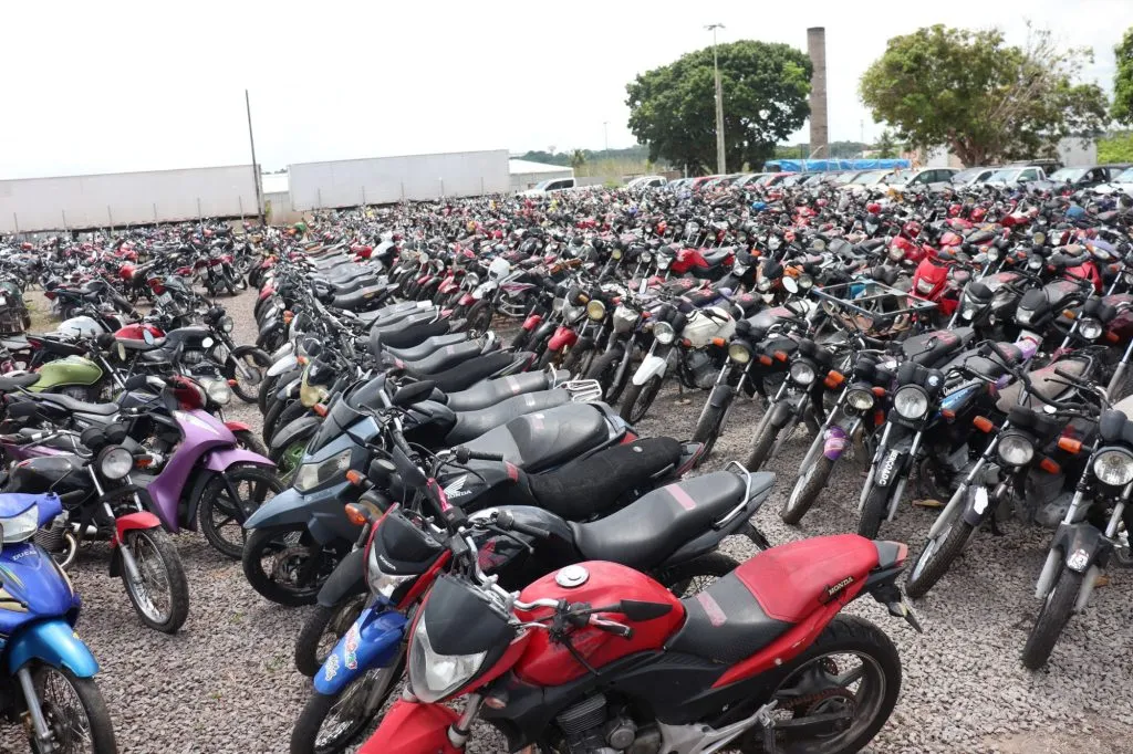 SAIU! DETRAN toma decisão inesperada e libera 64 motocicletas com valor inicial de R$ 2 mil; veja como conseguir uma