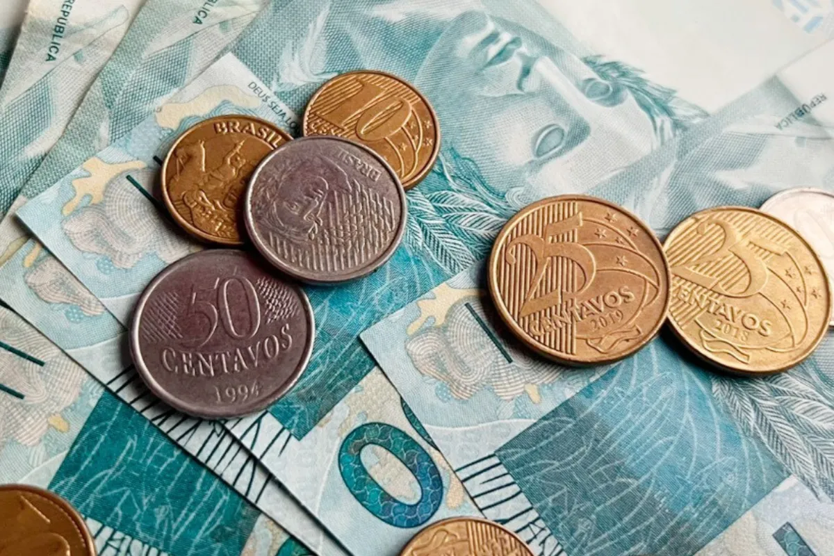 Fim do dinheiro físico: Nova moeda substituta do real entra em +1 fase de testes e o tradicional dinheiro fica com os dias contados!