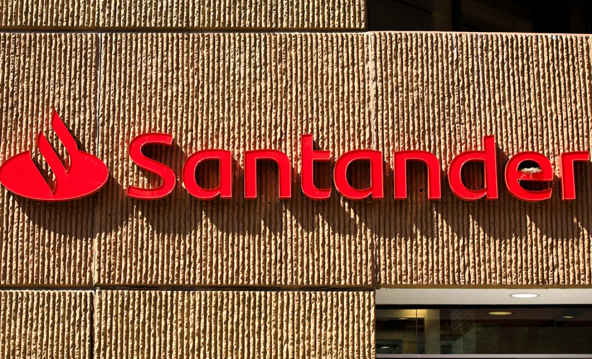 Santander emite aviso geral para quem possui cartão de crédito com CPF final 0,1,2,3,4 a até 9