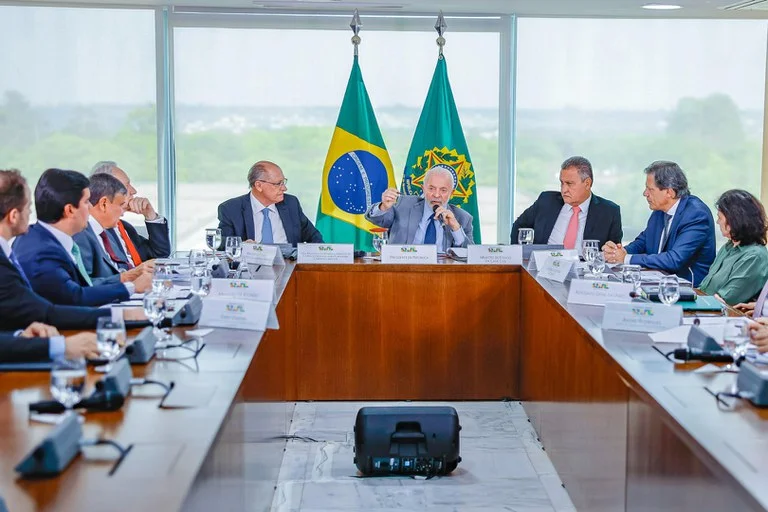 Governo Federal anuncia restrições a meios de pagamento que envolvam o Bolsa Família em apostas online