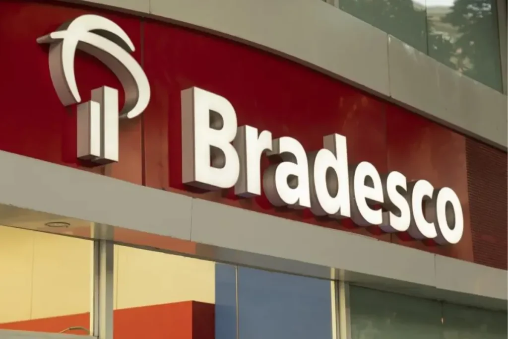 Bradesco une com Cielo e libera função que permite transformar celular em maquininha de cartão