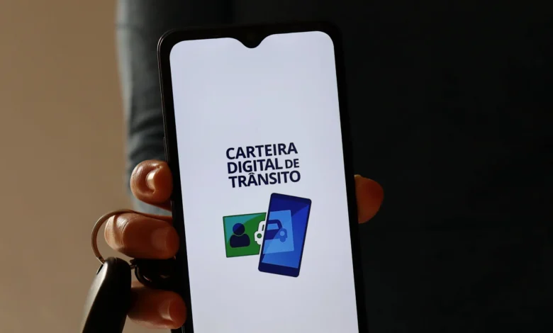 Carteira Digital é relançada pela PRF com nova função de segurança e pega brasileiros de surpresa