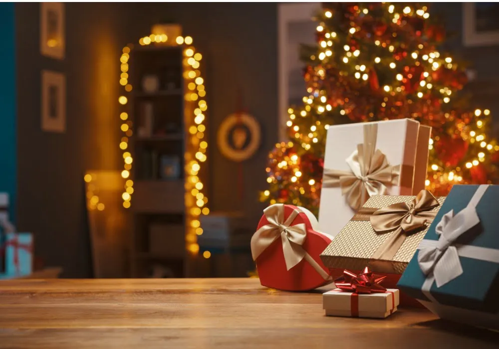 Preparativos estão a 1000! Lista de 14 presentes de Natal com valor de até R$ 200,00 está deixando brasileiros felizes da vida