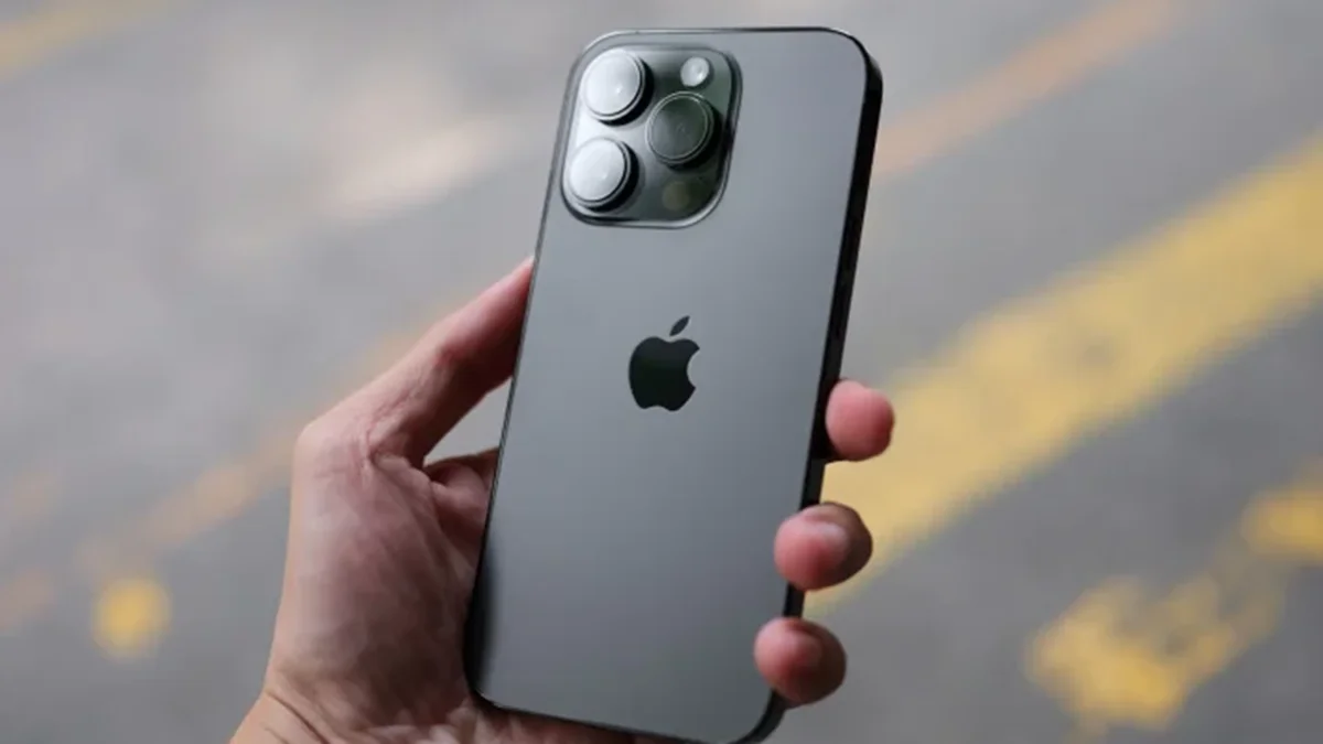 Iphone por R$ 350 e carros por R$ 7.200: Novo leilão da Receita Federal em Outubro