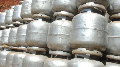 Pode soltar fogos! Auxílio-Gás 07/10 será antecipado em outubro para 626 cidades e brasileiros comemoram; veja se você entrou na lista