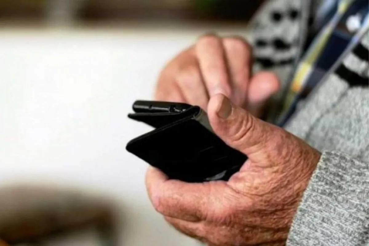Idoso passa por grande aperto para recuperar prejuízo devido a golpe