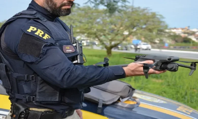 Você já viu um? PRF começa a usar drones para multar motoristas em rodovias federais