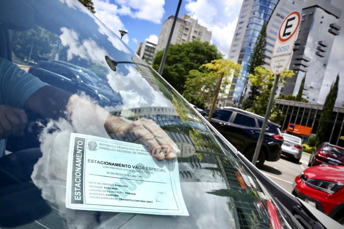 Estacionamento para Idosos ficou mais fácil após o FERIADÃO de 20/11! Saiba como emitir a credencial utilizando a CNH Digital