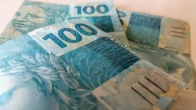 ADEUS R$1.412! Salário Mínimo 2025 sofre novas alterações e valor de R$ 1.612,26 é o aumento previsto para uma grande parcela dos brasileiros