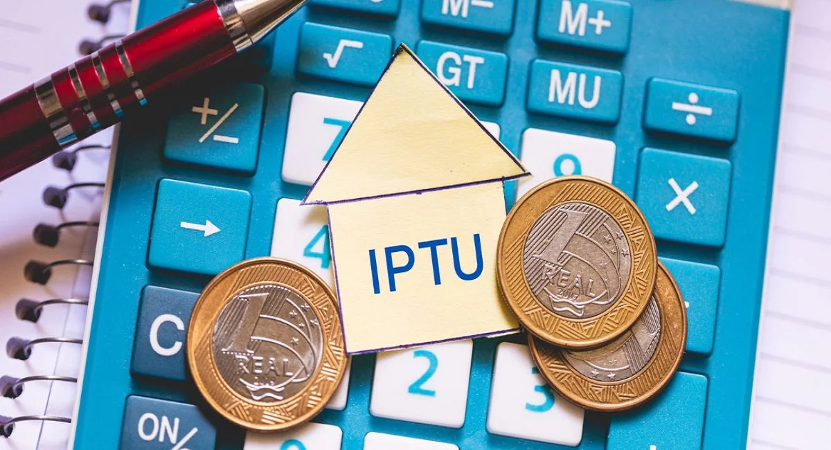 IPTU foi anulado oficialmente para idosos? Saiba agora como garantir isenção na cobrança de 2025