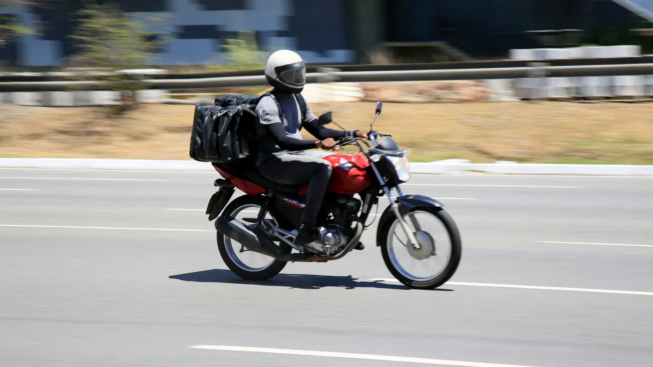 Nova lei do IPVA para quem tem moto foi aprovada HOJE (02/12) e anima brasileiros