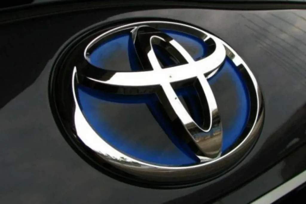 Novo SUV Toyota traz 30km/l e preço que cabe no bolso! - Reprodução