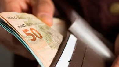 Governo oferece auxílio emergencial de até R$ 2.700 para desempregados hoje (15/12) - Veja como receber