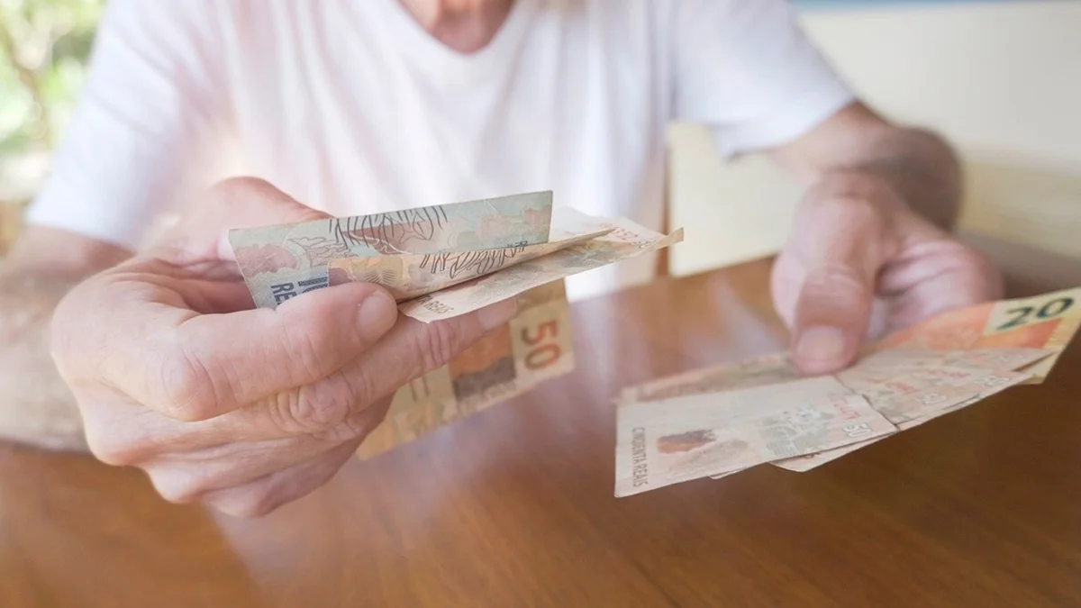 10 benefícios que idosos a partir de 60 anos podem recuperar ainda em 2024. Foto: Reprodução