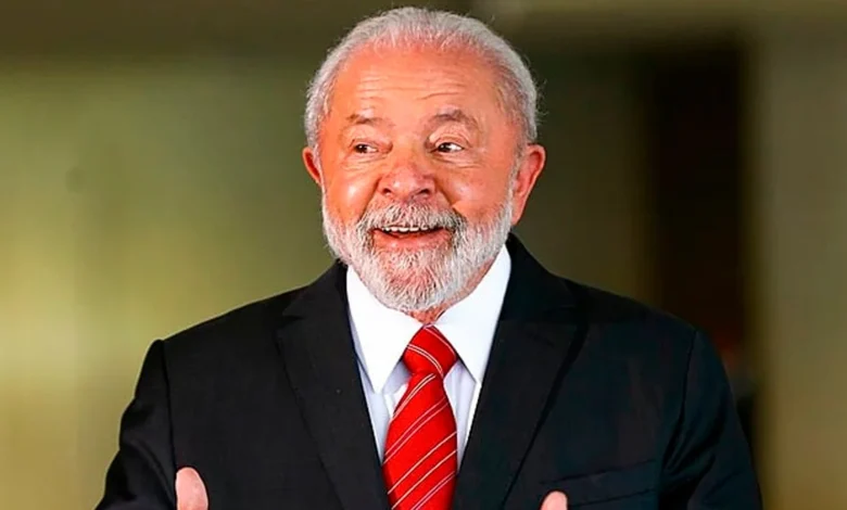 Lula aprova devolução do Bolsa Família e Governo Federal pretende arrecadar até R$17 milhões. Foto: Reprodução