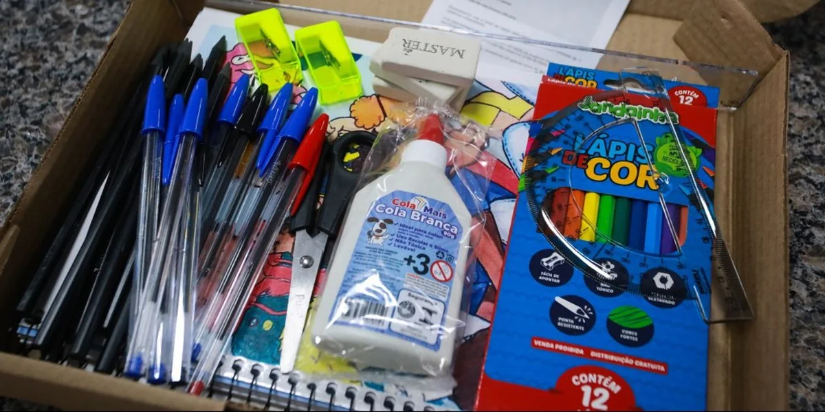 Secretaria começa a entregar 910 kits de Material Escolar – Veja hoje (10/12) como receber!