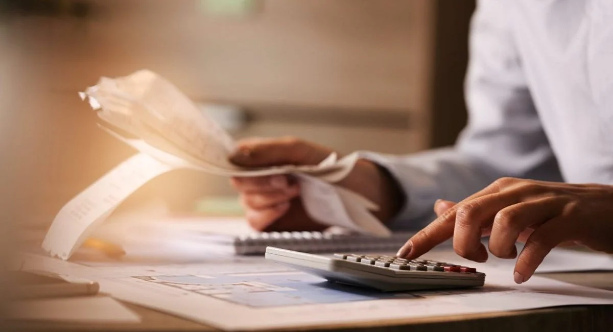 Cálculos Trabalhistas: 13º, FGTS e Férias em 2025