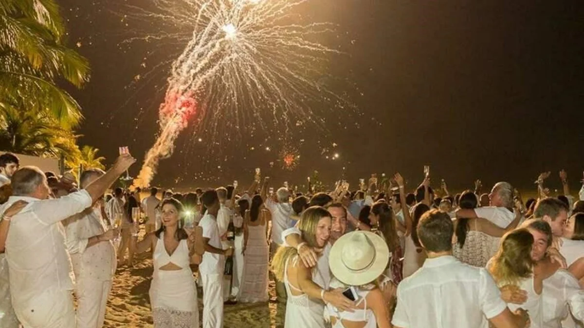 O fim da roupa branca no Ano Novo! Brasileiros deixarão de usar tradicional roupa para adotar nova cor… Você está preparado?