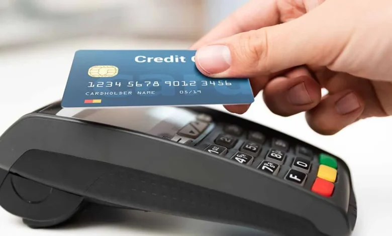 Novo alerta para quem utiliza a função de aproximação do cartão de crédito - VEJA