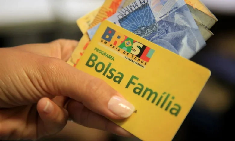 Governo muda regras do Bolsa Família e atinge em cheio ESTE grupo de brasileiros